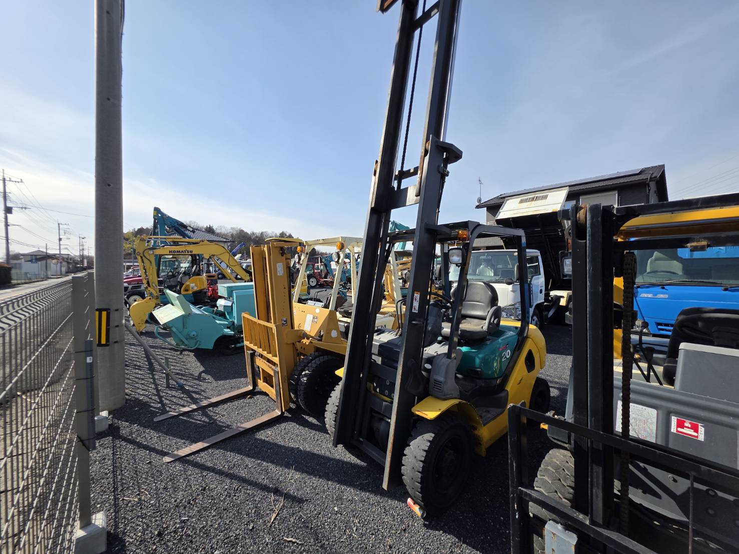 フォークリフト